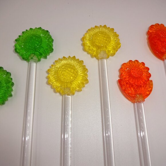 8 Vintage 1960s 1970s Drink Stirrers Flowers Sunflowers Yellow Green Red Taiwan - Picture 3 of 7